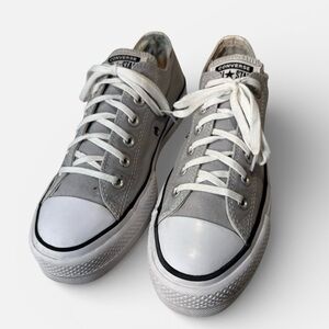 Converse Classic Gray and White Low Top Sneakers Size Womens 8